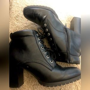 Size 11 Black Heeled combat boots. Style & co brand.
